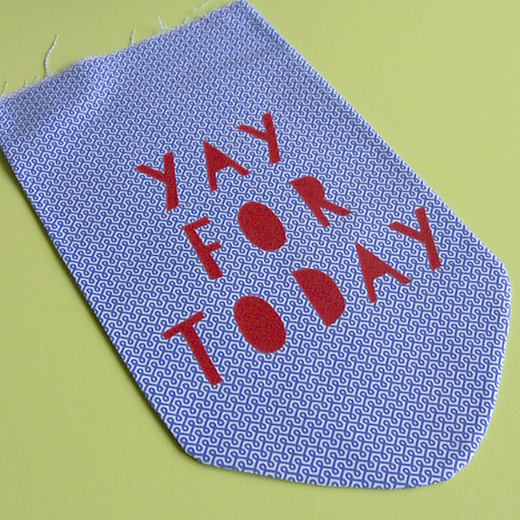Fabric banner tutorial | Hello! Hooray!