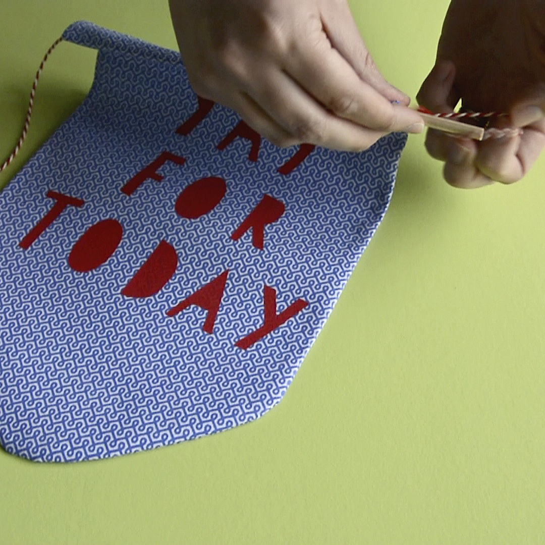 Fabric banner tutorial | Hello! Hooray!