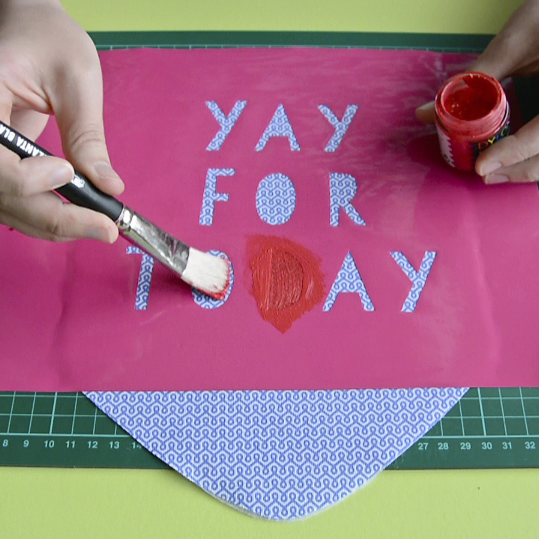Fabric banner tutorial | Hello! Hooray!
