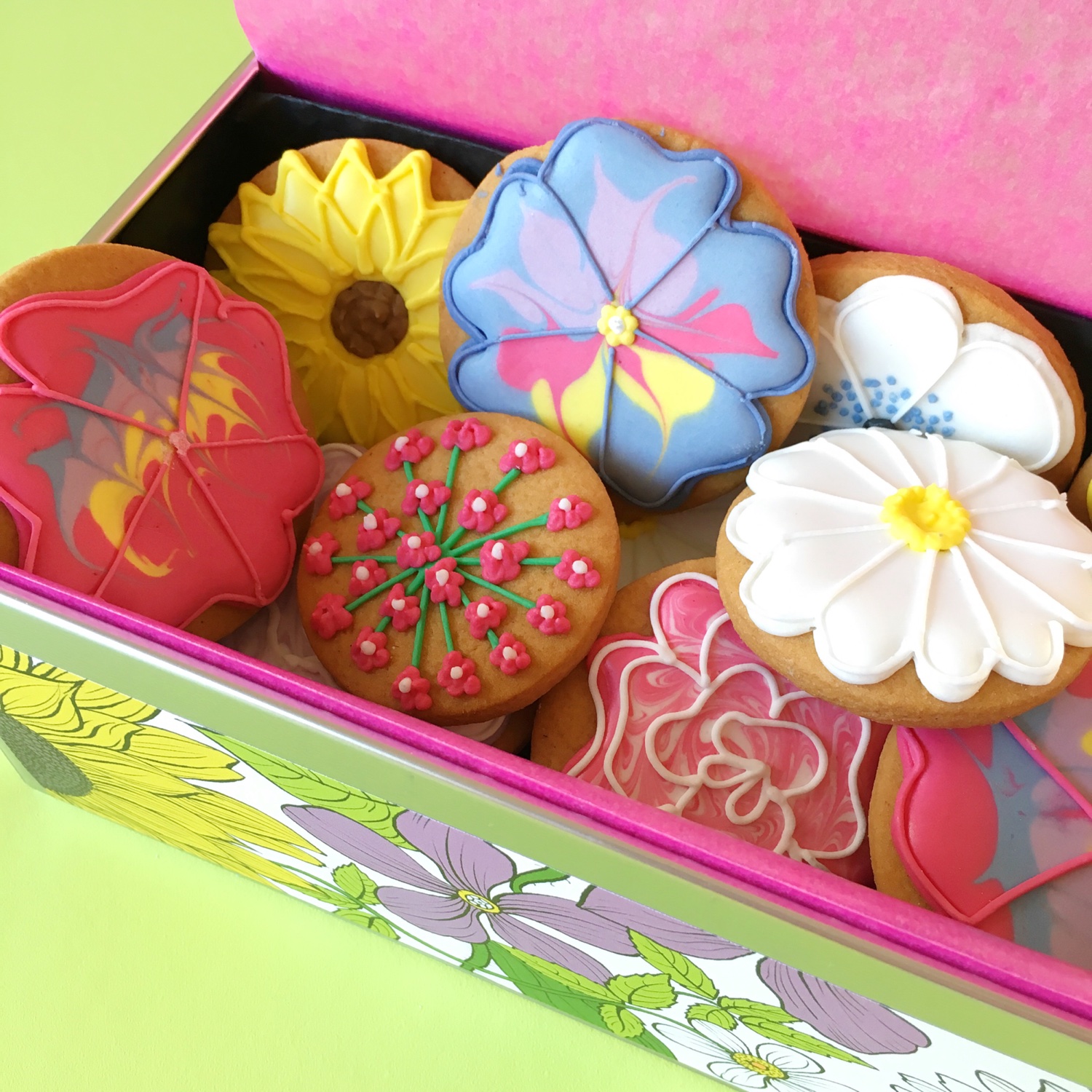 end Biscuiteers this Mother's Day | Hello! Hooray!