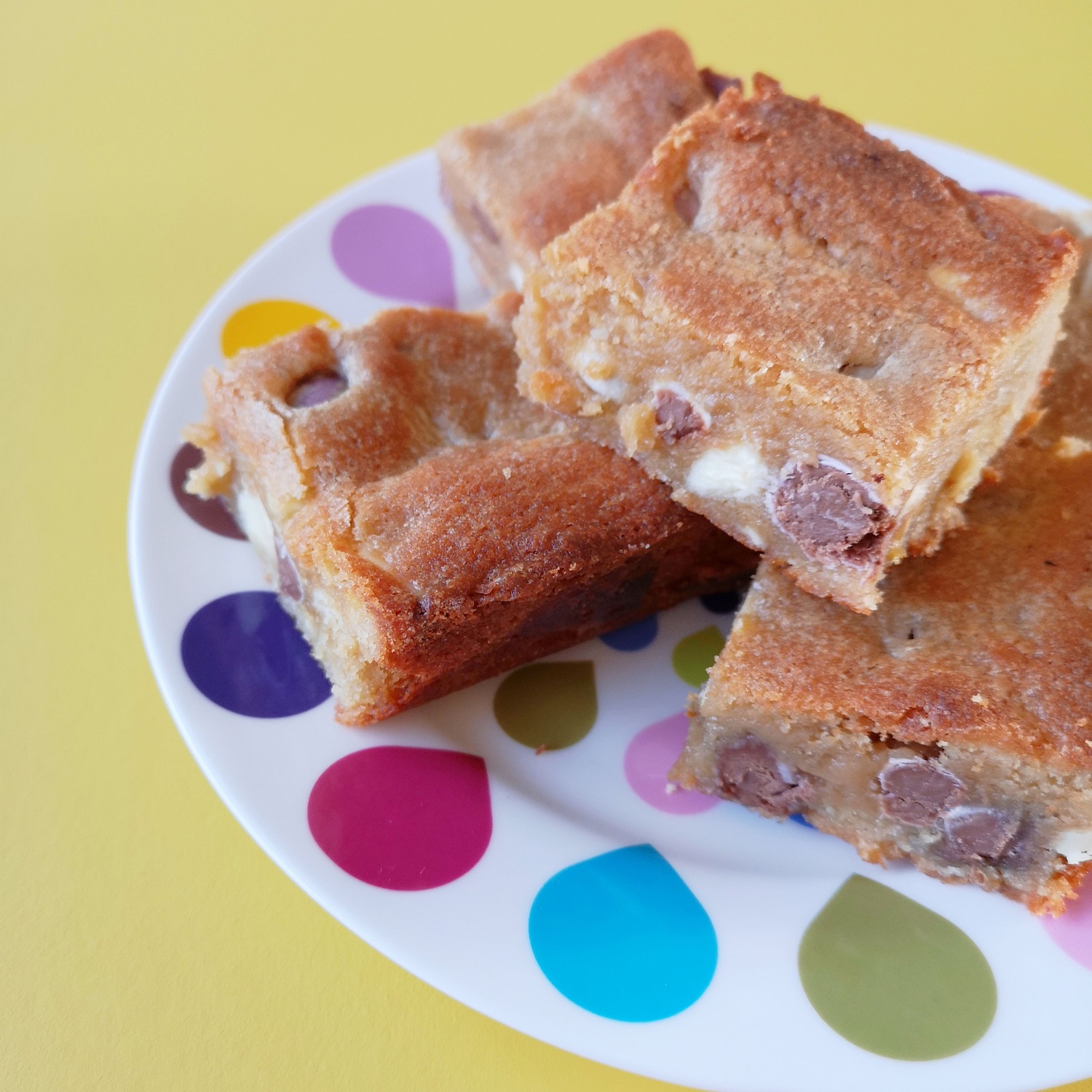 White chocolate and mini egg blondies for Easter | Hello! Hooray!