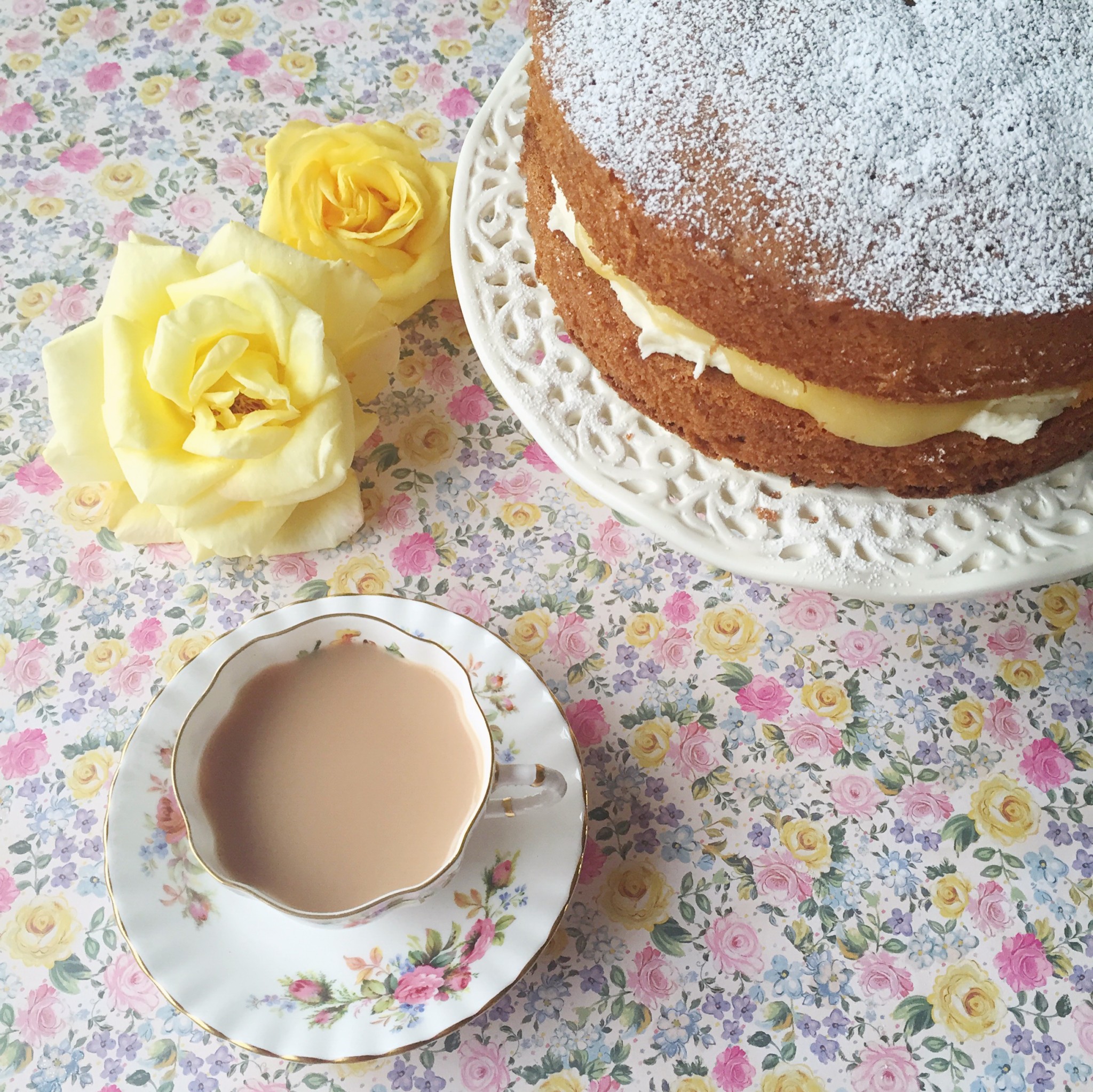 Lemon Victoria Sponge Mary Berry | Hello! Hooray!