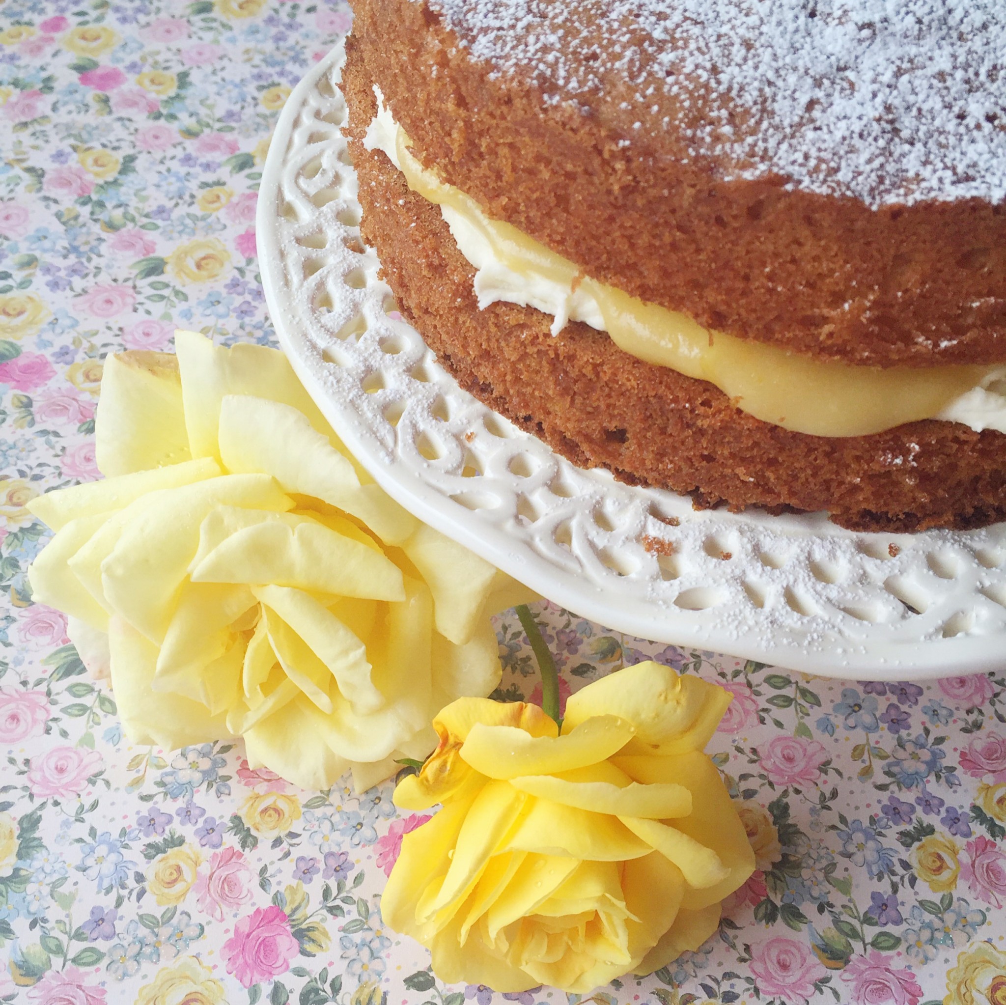 Mary Berry's Lemon Victoria Sponge | Hello! Hooray!
