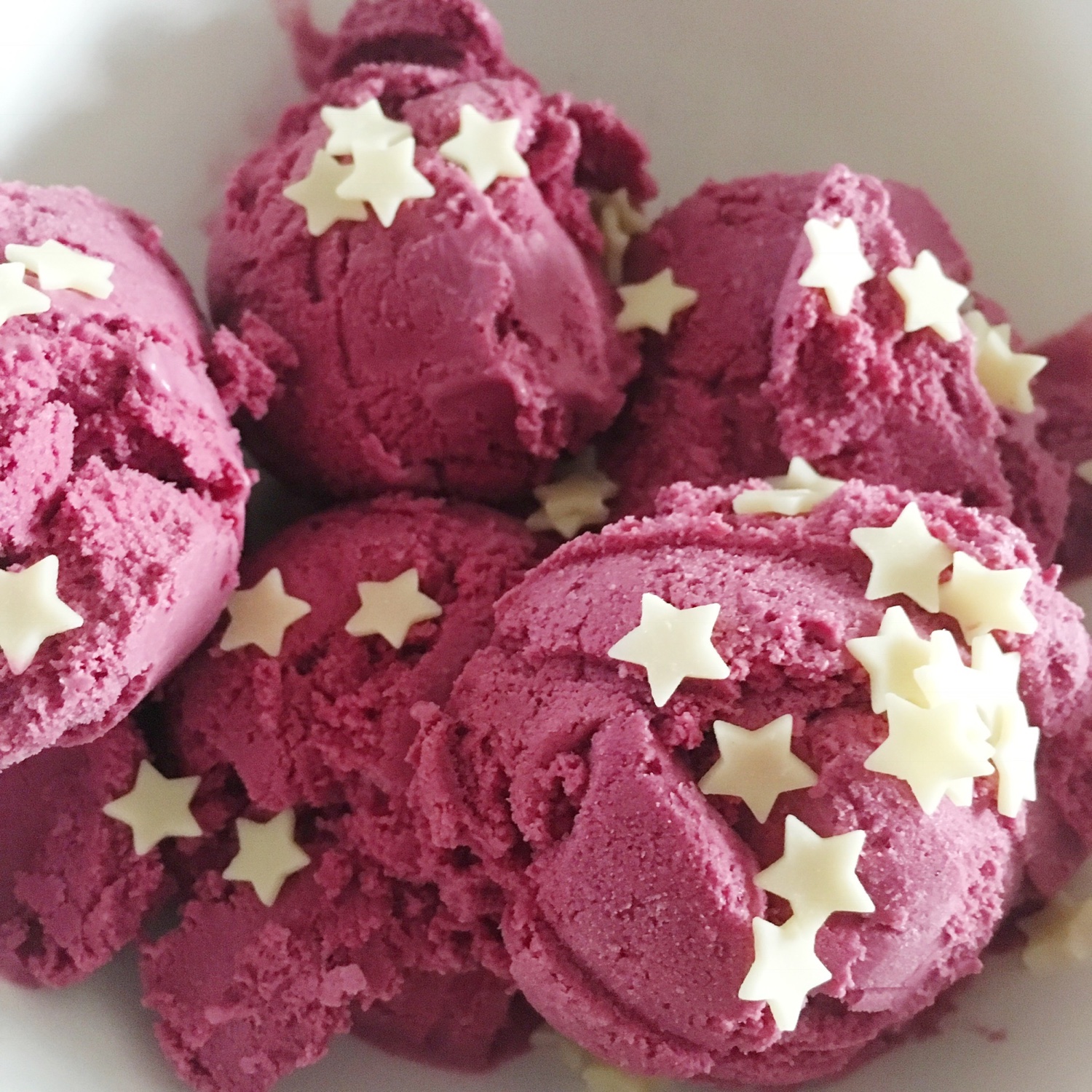 Ultimate blackberry ice cream | Hello! Hooray!