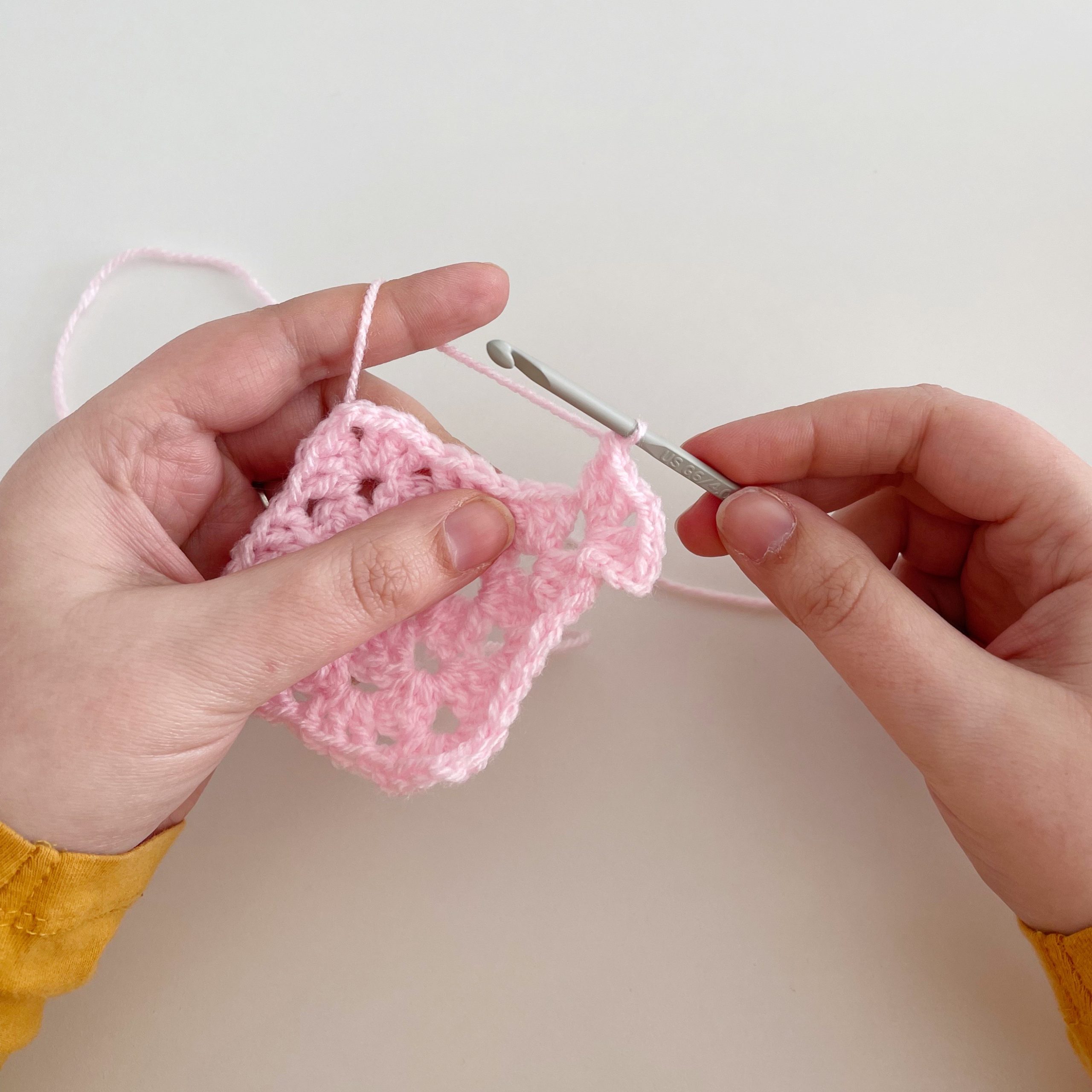 Crochet a granny square workshop | Hello! Hooray!