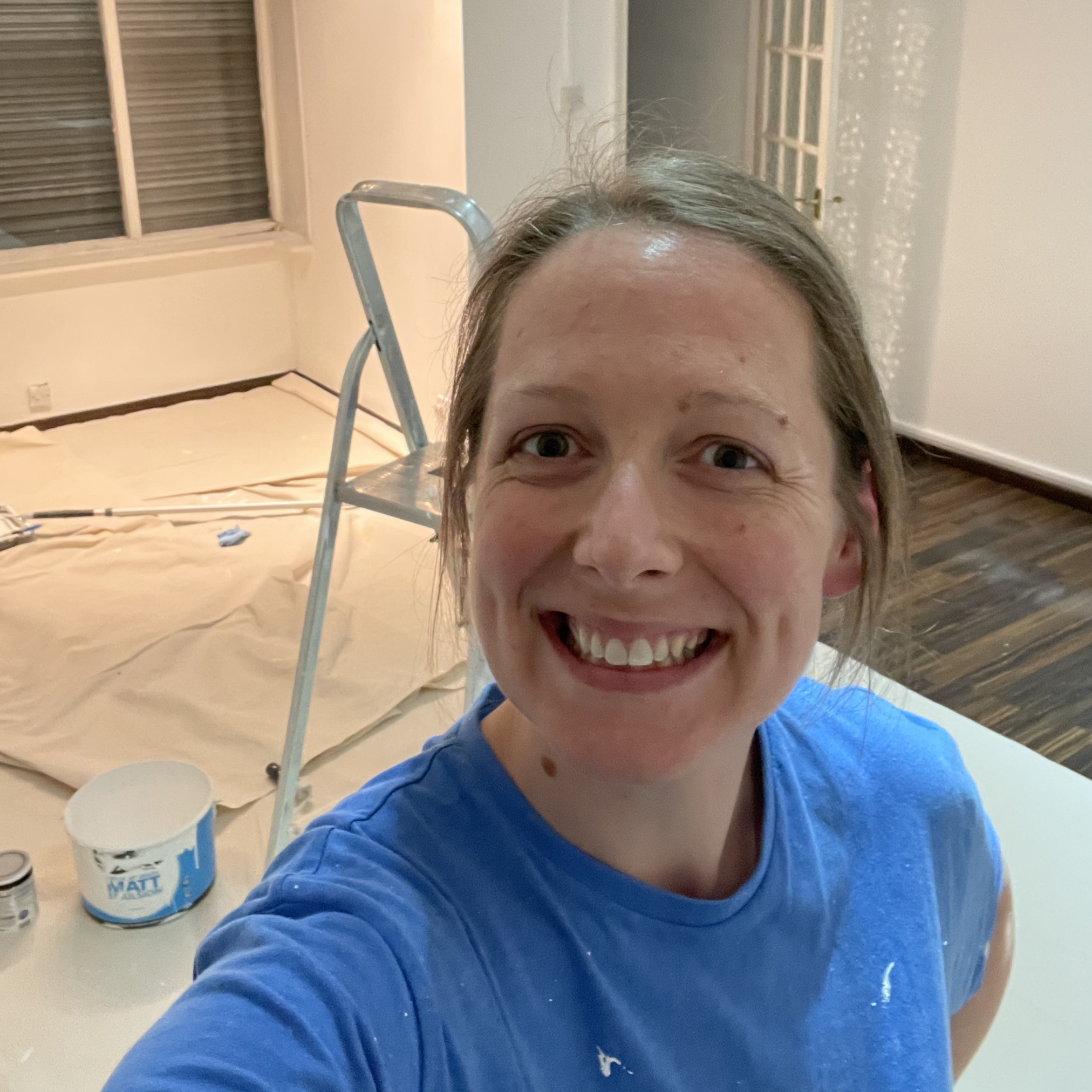 Decorating selfie